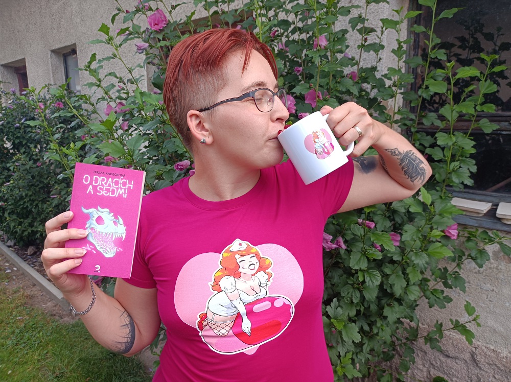 Tričko s potiskem Pin-up sestřička